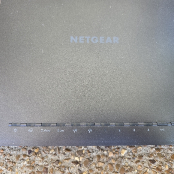 NETGEAR Nighthawk AC1900 Smart WiFi Router Internet R7000 - Picture 12 of 13